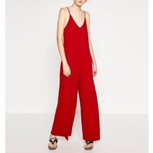 ZARA Red Ribbed Wide Leg Jumpsuit V-Neck Size Small